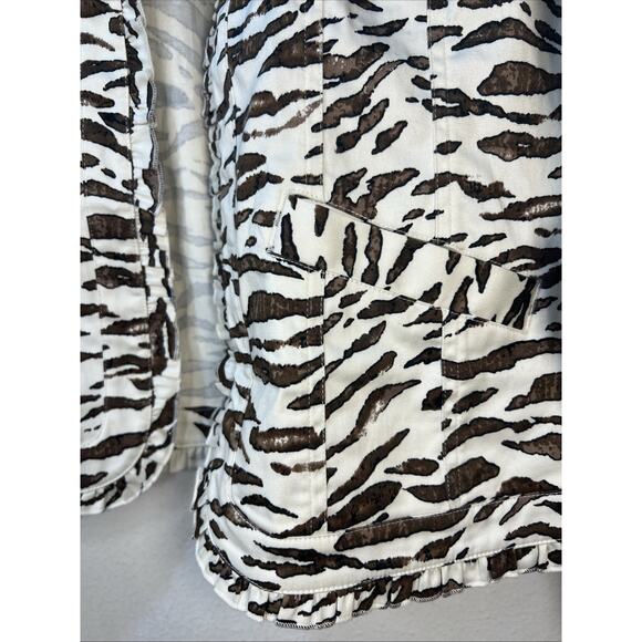 Chico's 2 chicos large Paw Animal Print Ruffle Trim Stretch Chino Jacket - Picture 5 of 13